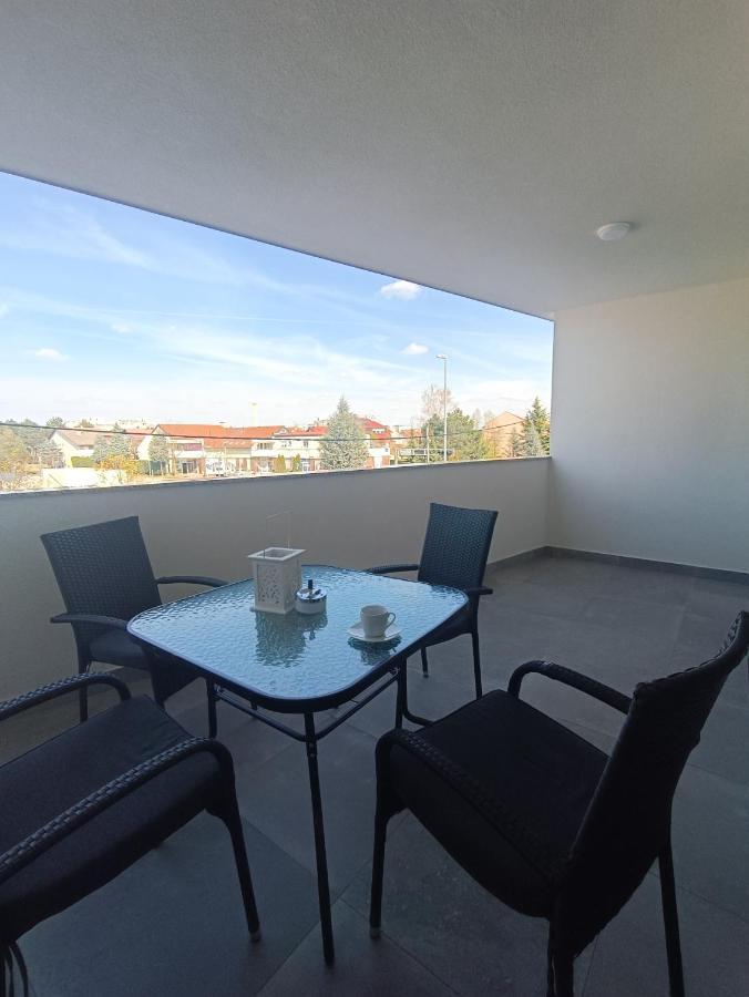 Apartman Leo Velika Gorica Exterior photo